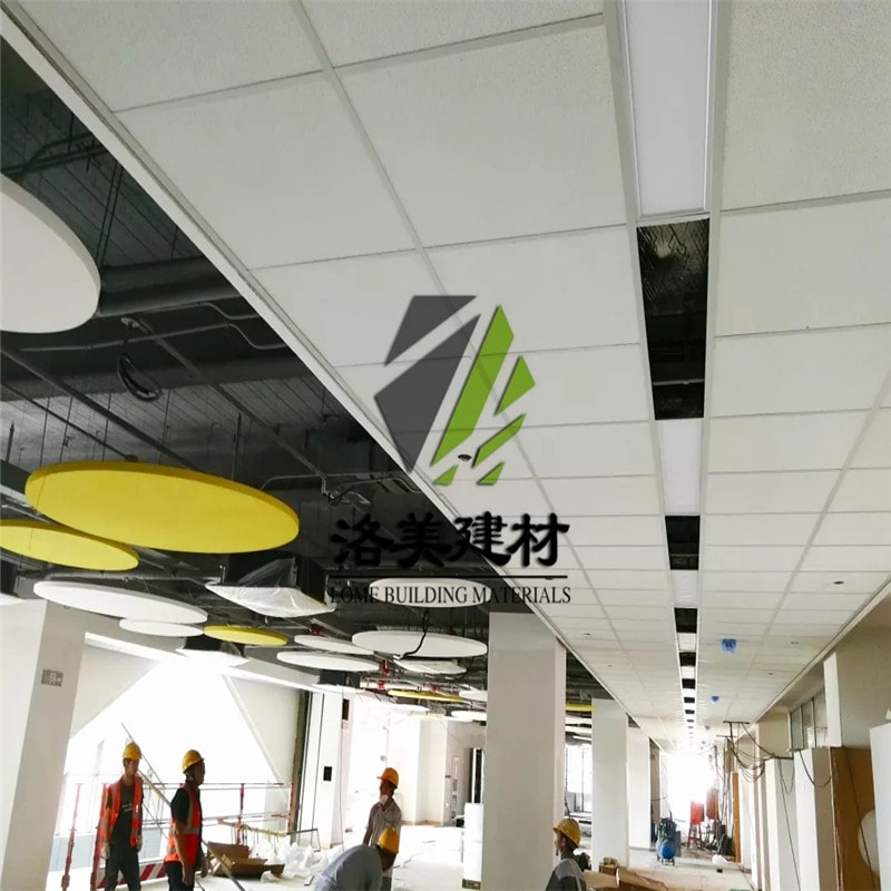 玻纤天花板工程案例（施工中）